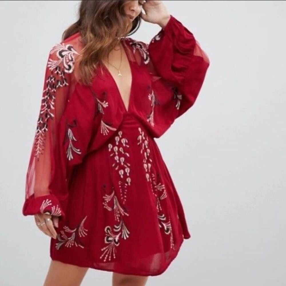Free People Bonjour Mini Dress Size L Red Embroidered Floral Ballon Flowy Boho - Picture 2 of 15